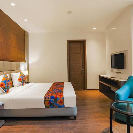 Fabhotel Hexa Chhatarpur Нью-Дели Экстерьер фото
